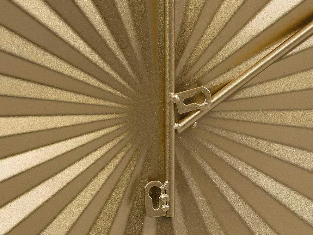 Ronde Metalen Wanddecoratie - B118 X H71 Cm - Goudkleurig - June-OZAIA Hot
