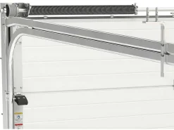 Sectionale Garagedeur Met Glad Effect En Centrale Loopdeur In Antraciet Met Motor - Lavega-Vente-unique Online