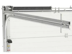 Sectionale Garagedeur Met Glad Effect Met Centrale Witte Loopdeur En Motor - Lavega-Somfy Discount
