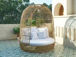 Tuinbed Met Baldakijn Van Gevlochten Hars - Licht Naturel Met Wit Kussen - Cervaro Van-MYLIA Outlet